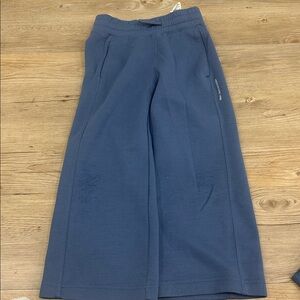 Abercrombie kids blue sweatpants wide legged. Size 5/6